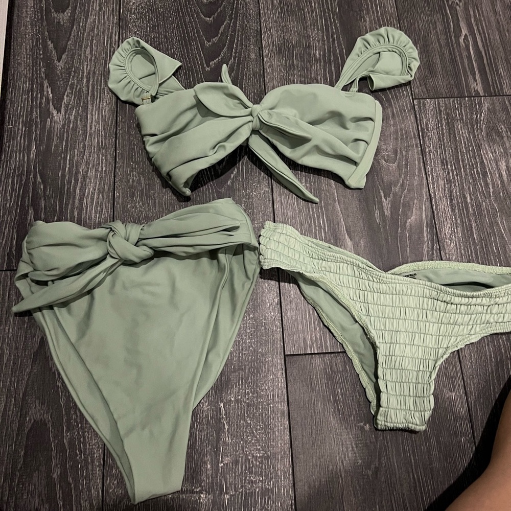 Montce Swim Set